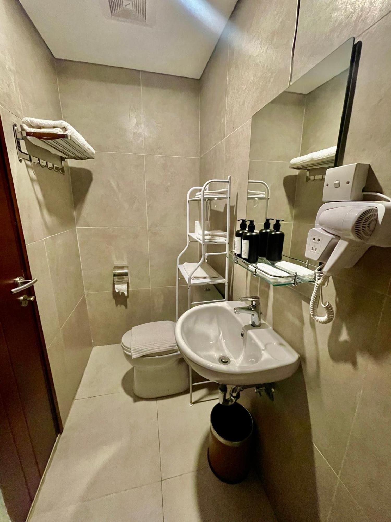 Verdela Pollux Meisterstadt Batam Apartement المظهر الخارجي الصورة